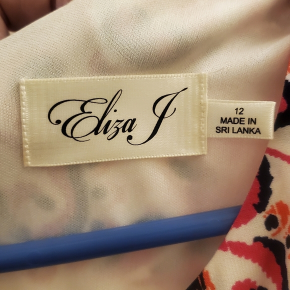 Gorgeous dress - Picture 4 of 4